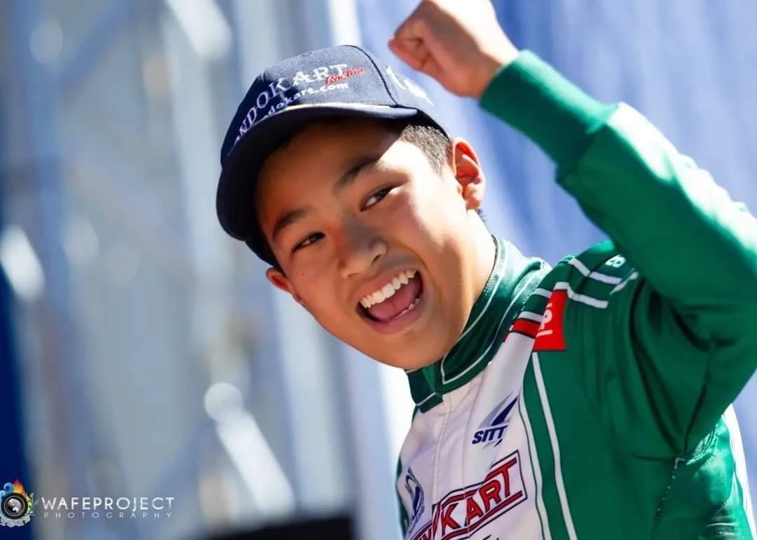 "ลุงป้อม" ยินดี “น้องเอ็นโซ่ ธารวณิชกุล”  คว้าแชมป์โลกโกคาร์ท รุ่น OK-Junior