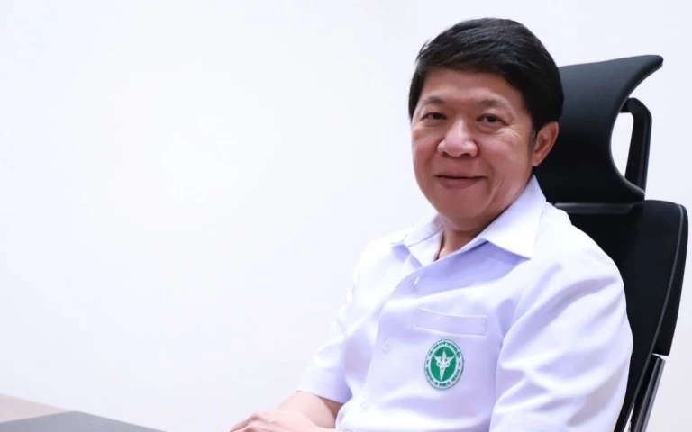 นายแพทย์สุวรรณชัย วัฒนายิ่งเจริญชัย อธิบดีกรมอนามัย