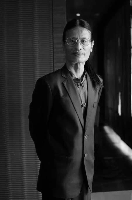 "หม่อมน้อย" หม่อมหลวง พันธุ์เทวนพ เทวกุล 