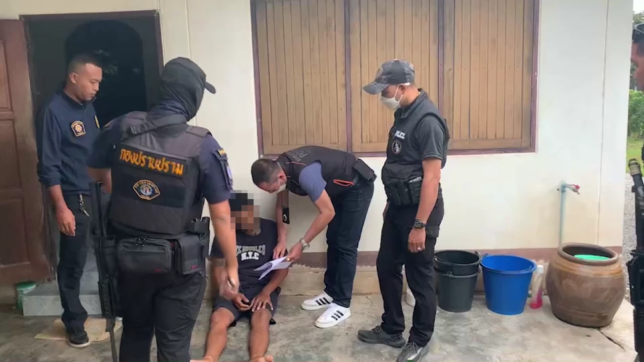 รวบ "เจ๊นก" เจ้าแม่เงินกู้รายใหญ่ยกครัว คดียิงตัดตอนพยาน