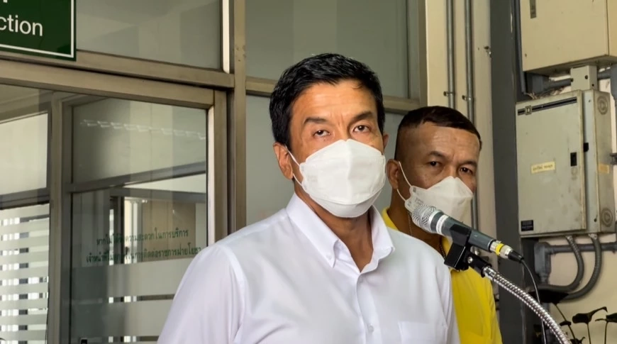 นายชัชชาติ สิทธิพันธุ์ ผู้ว่าราชการกรุงเทพมหานคร