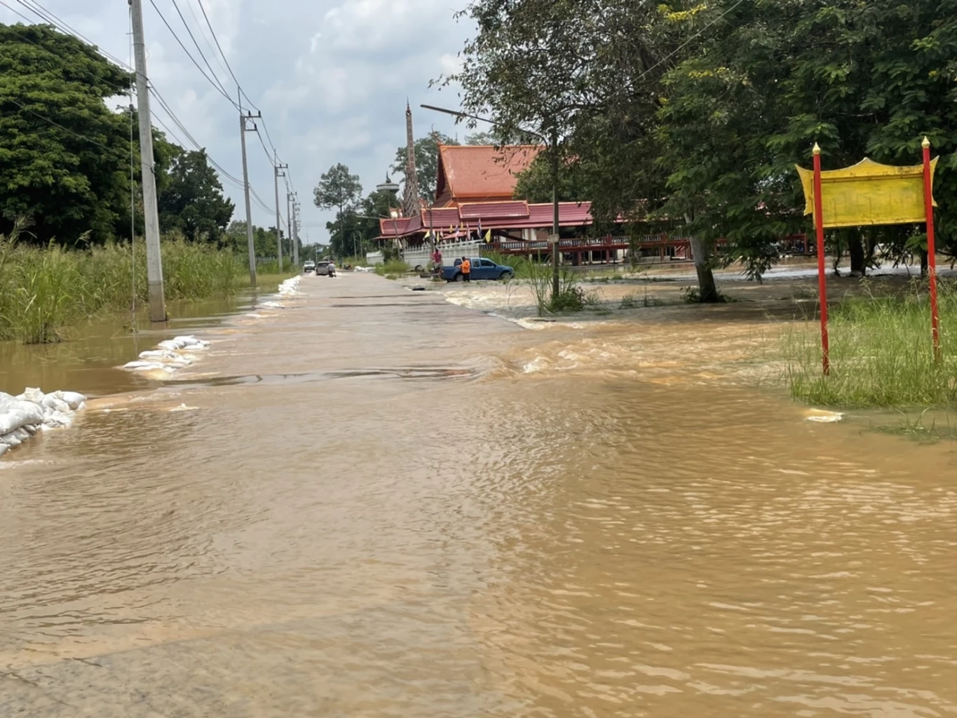 ชาวอยุธยาอ่วม หลังถูกน้ำท่วมแล้ว 9 อำเภอ  ชาวบ้านหวั่นใกล้เคียงปี 2554