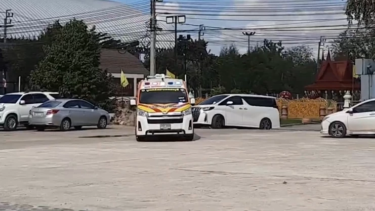 แม่ "น้องโชค" พาร่างลูกชาย เหยื่อปืนลั่น ทำพิธีรดน้ำศพ บรรยากาศสุดเศร้า