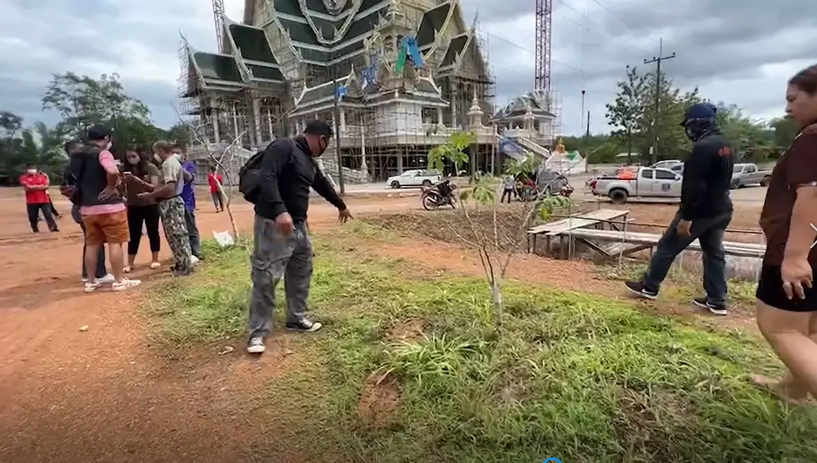 สลด ช้างป่าจันทบุรี ทำร้ายพระภิกษุมรณภาพคาวัดกลางดึก (มีคลิป)
