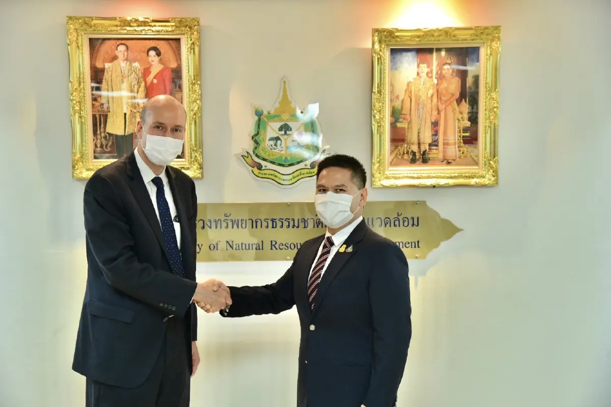 “วราวุธ” ต้อนรับ “รัฐมนตรีช่วยฯ พลังงาน สหรัฐอเมริกา” หารือความร่วมมือแก้ไขปัญหาภาวะโลกร้อน ด้วยการเปลี่ยนผ่านไปสู่พลังงานสะอาด