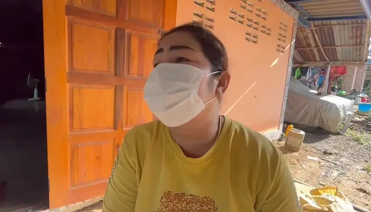 นางสุกัญญา นิ่มอนันต์ อายุ 42 ปี หลานตาเล็ก ผู้ต้องหา 