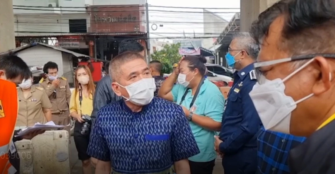 นายสุจินต์ ไชยชุมศักดิ์ ผู้ว่าราชการจังหวัดนนทบุรี 