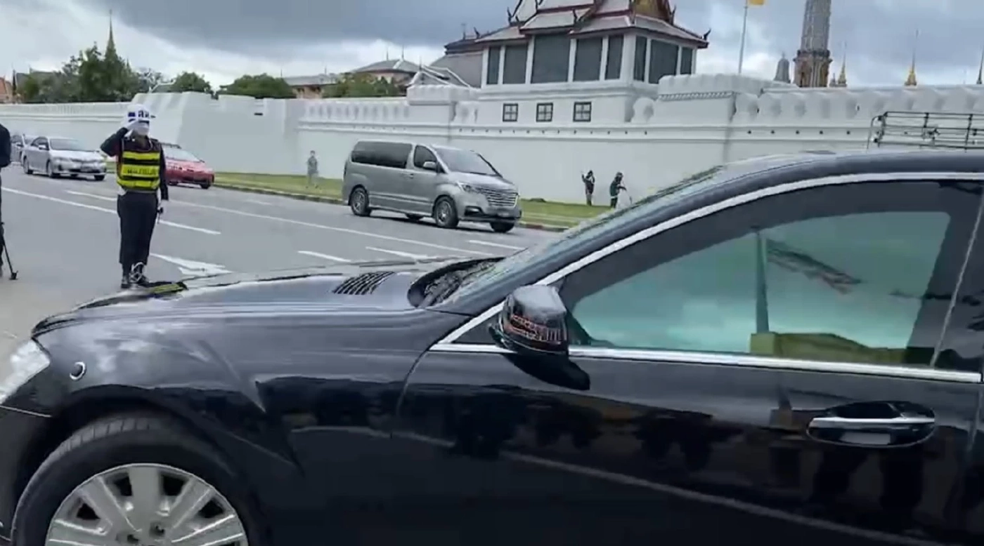 "บิ๊กตู่"มาทำงานปกติ-เจ้าหน้าที่งดสื่อเข้ากลาโหมช่วงเช้า