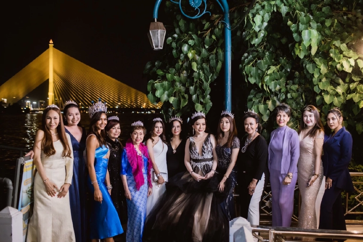 'ชาลอต โทณวณิก' จัดใหญ่คืนมงลง เซเลบระดับเอลิสต์ตบเท้าร่วมงานแน่น