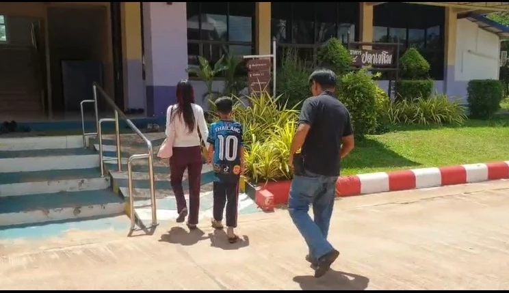 ครอบตรัวน้องต๋อง ผู้เสียหาย