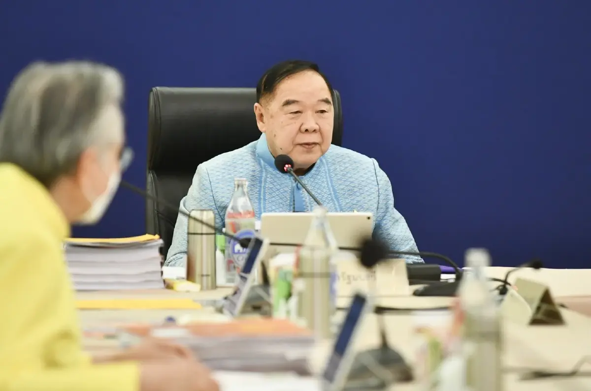 พล.อ.ประวิตร วงษ์สุวรรณ รักษาการนายกรัฐมนตรี ลงนามระเบียบสลน.ผุด  "คสชด." เอื้อนักลงทุนต่างชาติ