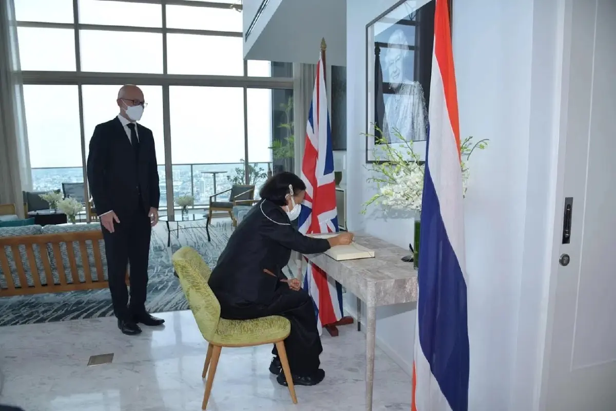 กรมสมเด็จพระเทพฯ ทรงลงพระนามแสดงความอาลัยแด่ ‘ควีนเอลิซาเบธที่ 2’