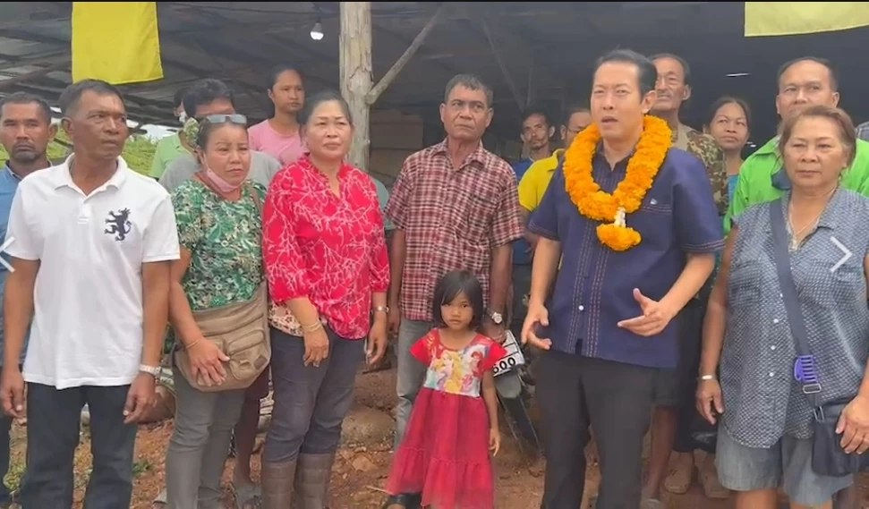 ตัดหน้า"ลุงป้อม"ลงพื้นที่"กระบี่" พรรคไทยสมาร์ท แจงไร้ไฟฟ้า กองขยะมหึมา