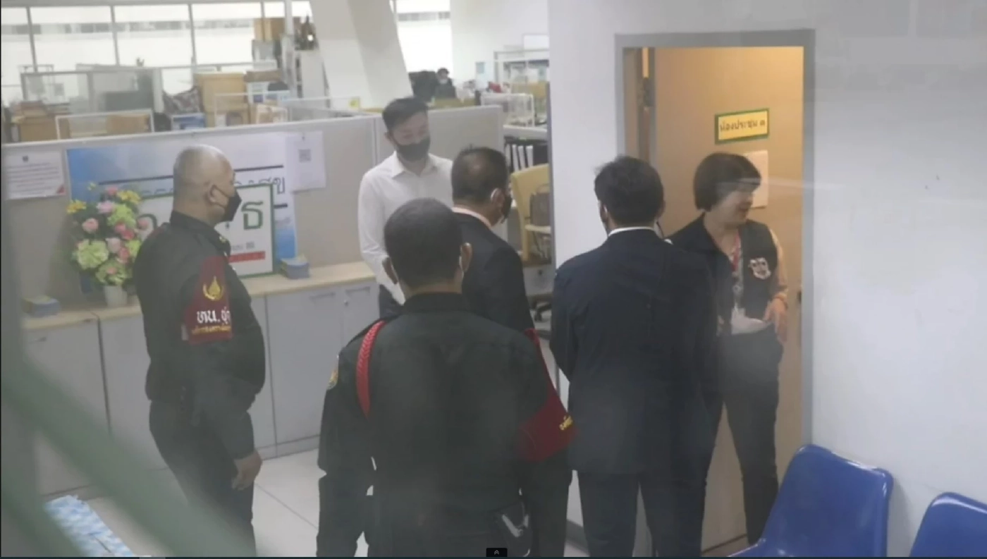 สองแม่ลูก แม่ข่ายกลุ่ม“ดีเจแมน-ใบเตย”โร่รับทราบข้อหาคดีForex-3D