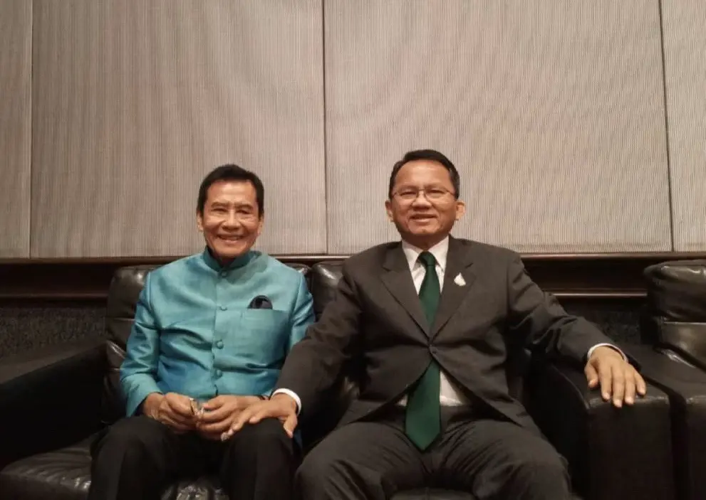 เข้าขอบคุณ สมศักดิ์ เทพสุทิน รมต.ยุติธรรม ช่วยผลักดันกระท่อมถูกกฎหมาย