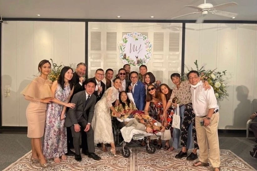 "คุณชายอดัม" หัวใจไม่ว่างแล้ว เปิดตัวแฟนสาว ในงานแต่งของครอบครัว