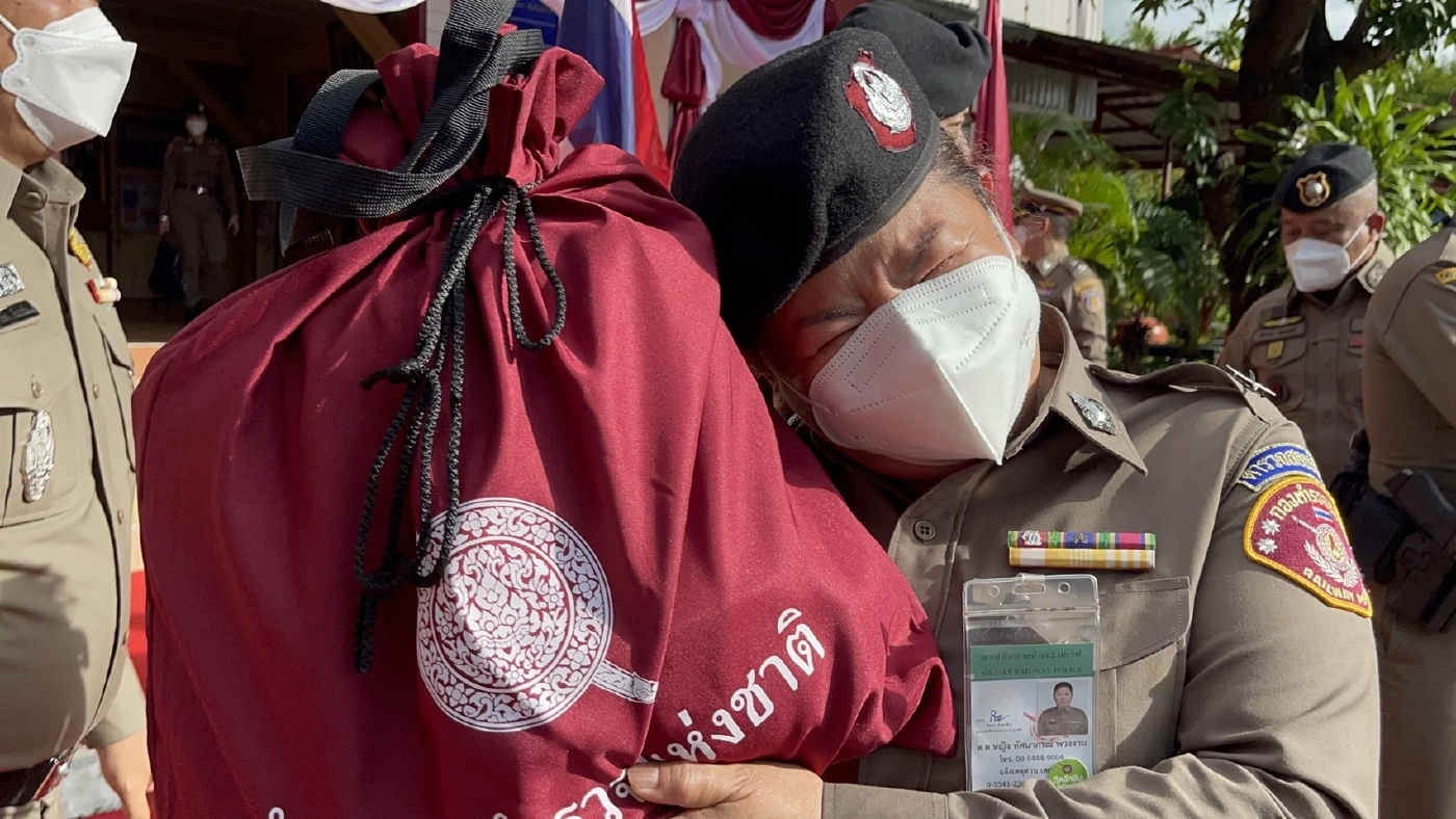 ผู้ช่วยต่อศักดิ์ เยี่ยม บก.ทล.พะเยา และ ส.รฟ.ศิลาอาสน์ กำชับทำงานเพื่อ ปชช.