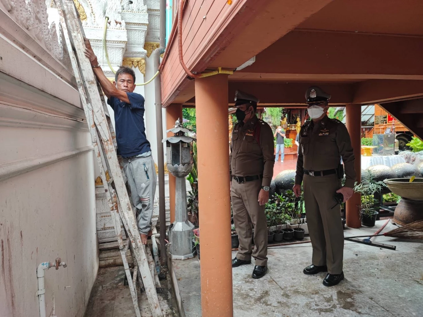 จับแล้ว โจรคลุมหน้างัดพิพิธภัณฑ์ วัดสัมพันธวงศ์ กวาดไปกว่า 6 ล้านบาท