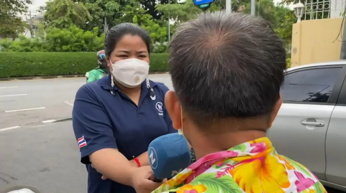 รวบโชเฟอร์หัวร้อน ยิงปืนขึ้นฟ้าขู่วัยรุ่น ย่านนางเลิ้ง