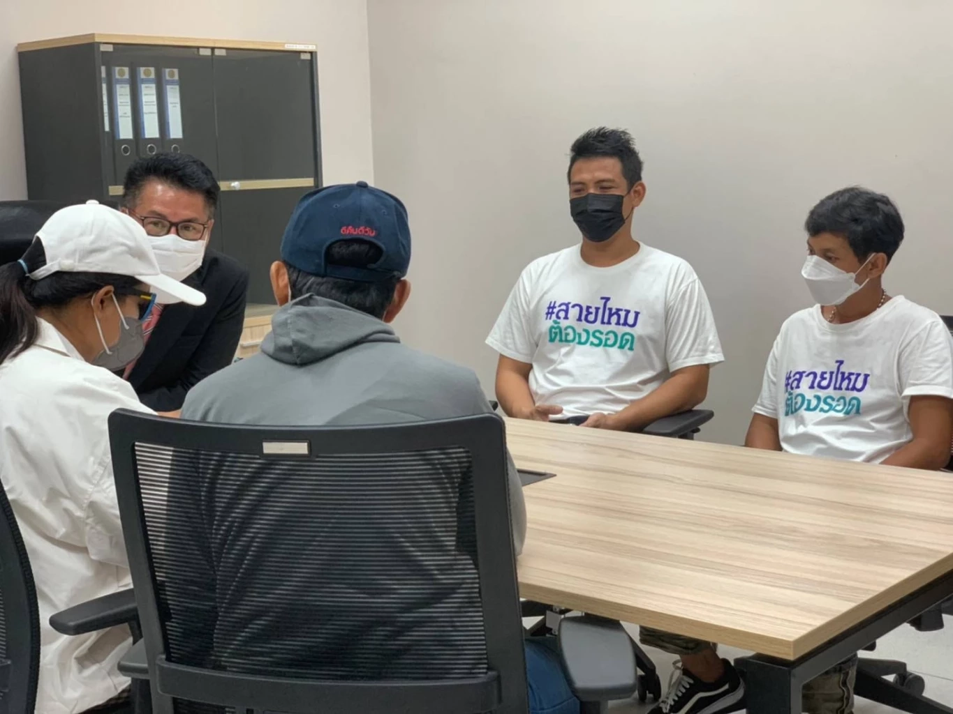 2 สามีภรรยาร้องยุติธรรม ตำรวจสมุยขอมีเพศสัมพันธ์แลกปล่อยผัวมียาบ้า 1 เม็ด