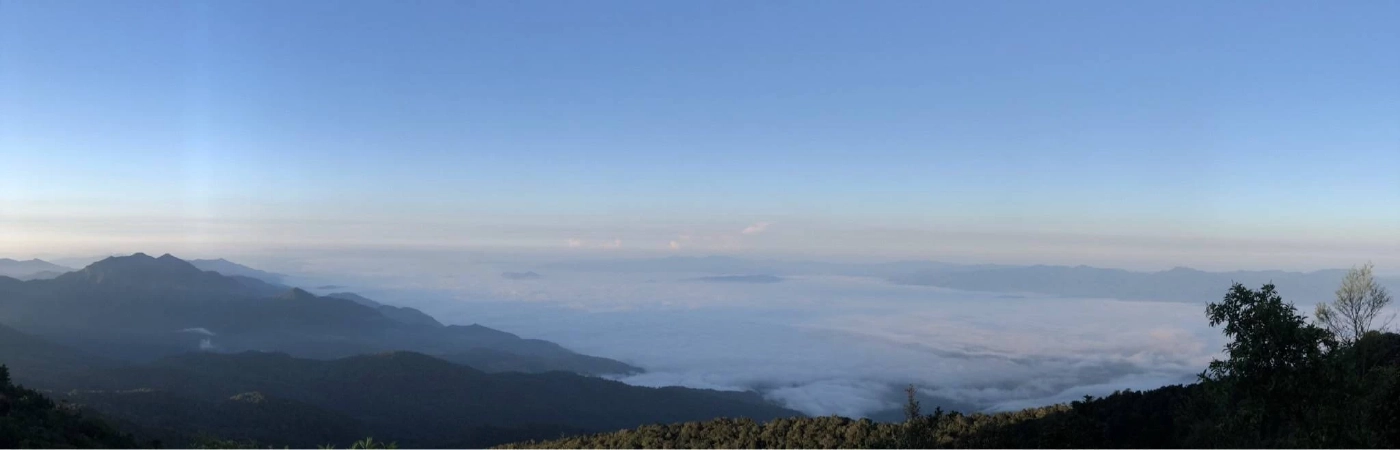 นักท่องเที่ยวแห่รับลมหนาว พร้อมชมทะเลหมอก รับแสงแรกแห่งอรุณยามเช้า ดอยอินทนนท์