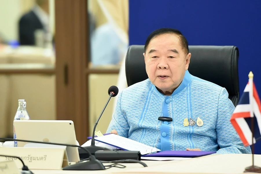 "บิ๊กป้อม" ป่วยลาประชุมครม.