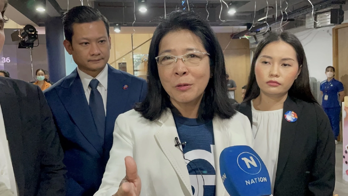 "คุณหญิงหน่อย" ย้ำต้องแก้รธน.เป็นของประชาชน ย้ำใครปฏิวัติต้องถูกประหาร