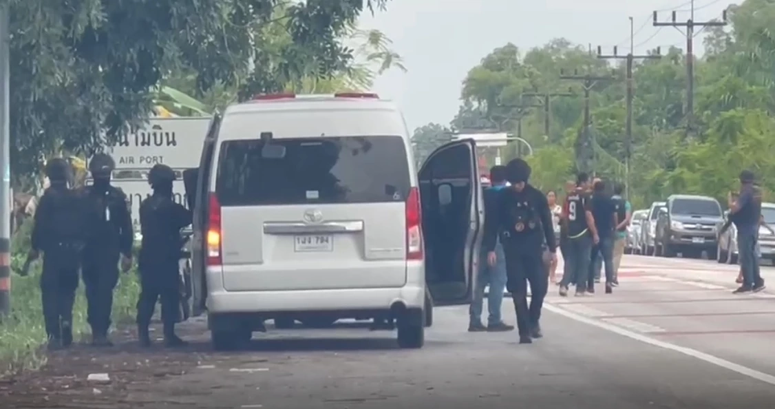 ปิดเมืองล่า “จ่าเบิร์ด” ตร.ปืนโหด รัวยิงสนั่นกลางผับดัง หนีพร้อมอาวุธ