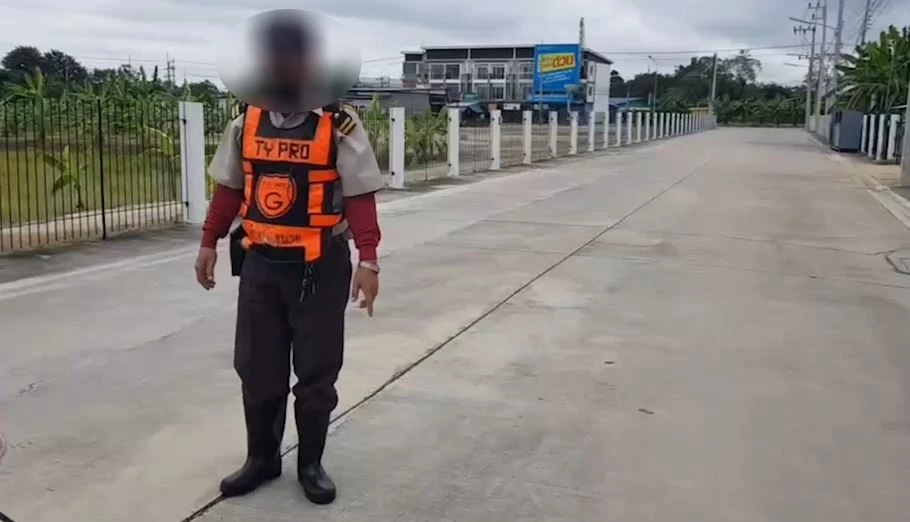 รปภ.ยิงหนังสติ๊กไล่หมา ไปถูกร้านก๋วยเตี๋ยว เจอยกพวกรุมยำสลบ