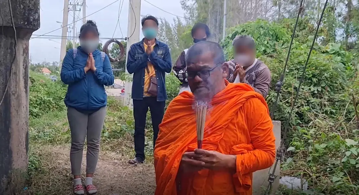 “หนุ่มงมกุ้ง”  จมหาย 2 วันไร้วี่แวว "พระดัง" ทำพิธีปักธูปไม่ถึงครึ่งชม. พบศพ