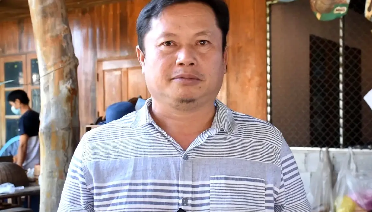 ชุลมุน! ผู้ใหญ่บ้านจับโจ๋พกปืนเข้างานกฐิน เพื่อนบุกชิงตัว ถูกกระบองฟาดสลบ