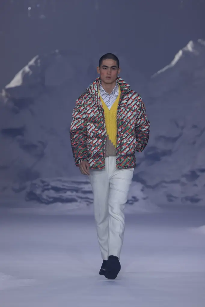 เจ้าฟ้าสิริวัณณวรีฯ ทรงเผยโฉมคอลเลคชั่น SIRIVANNAVARI Autumn Winter 2022-23