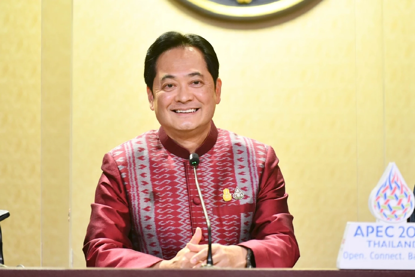 "นายอนุชา บูรพชัยศรี" รองเลขาธิการนายกรัฐมนตรีฝ่ายการเมือง ปฏิบัติหน้าที่โฆษกประจำสำนักนายกรัฐมนตรี