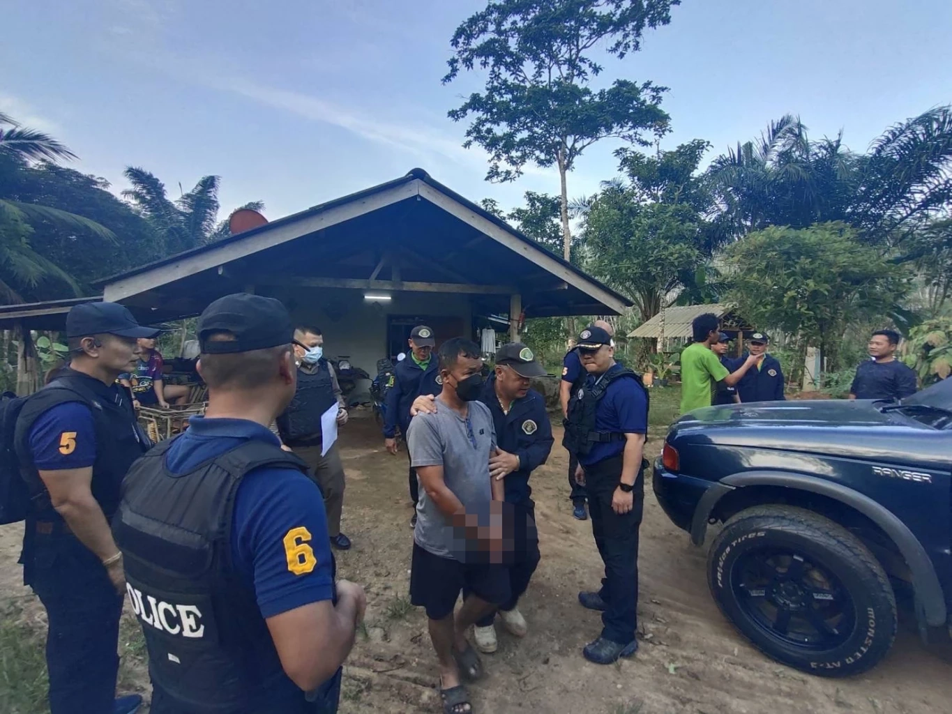 กองปราบ รวบ 9 ผู้อิทธิพล เมืองนครฯ-สุราษฎร์ฯ