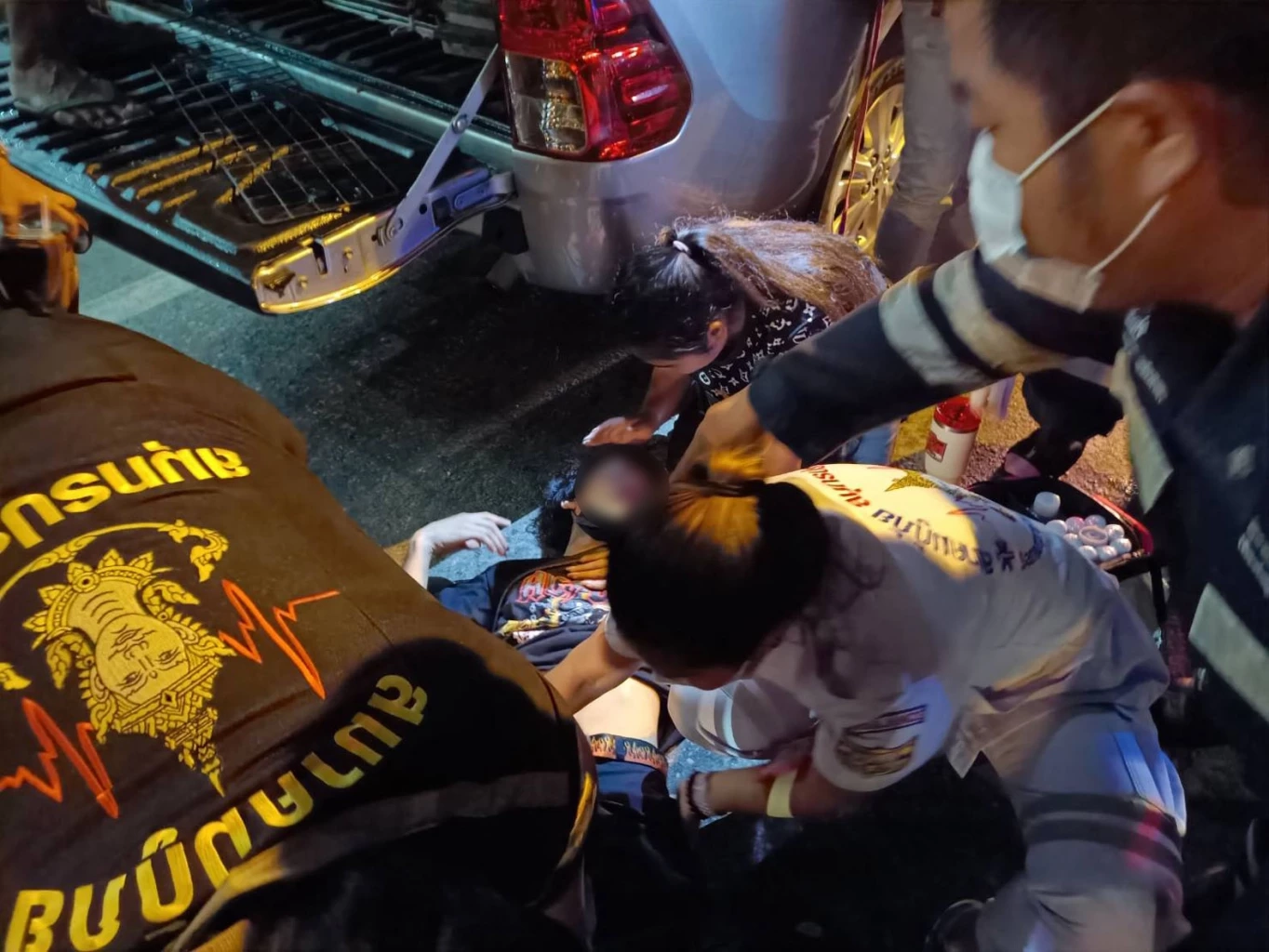 เดือด “วัยรุ่นปากน้ำ” ยกพวกตะลุมบอนวุ่น ฉลองปิดท้ายงานพระสมุทรเจดีย์