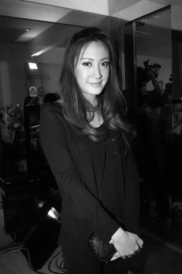 ช็อกวงการบันเทิง  อดีตนักแสดงสาวสวย "ผิง พิมพาภรณ์" เสียชีวิตอย่างสงบ