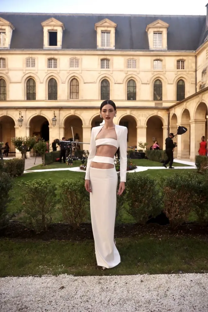 รวมลุคสุดปังของเหล่าซุปตาร์ไทยในงาน Paris Fashion Week