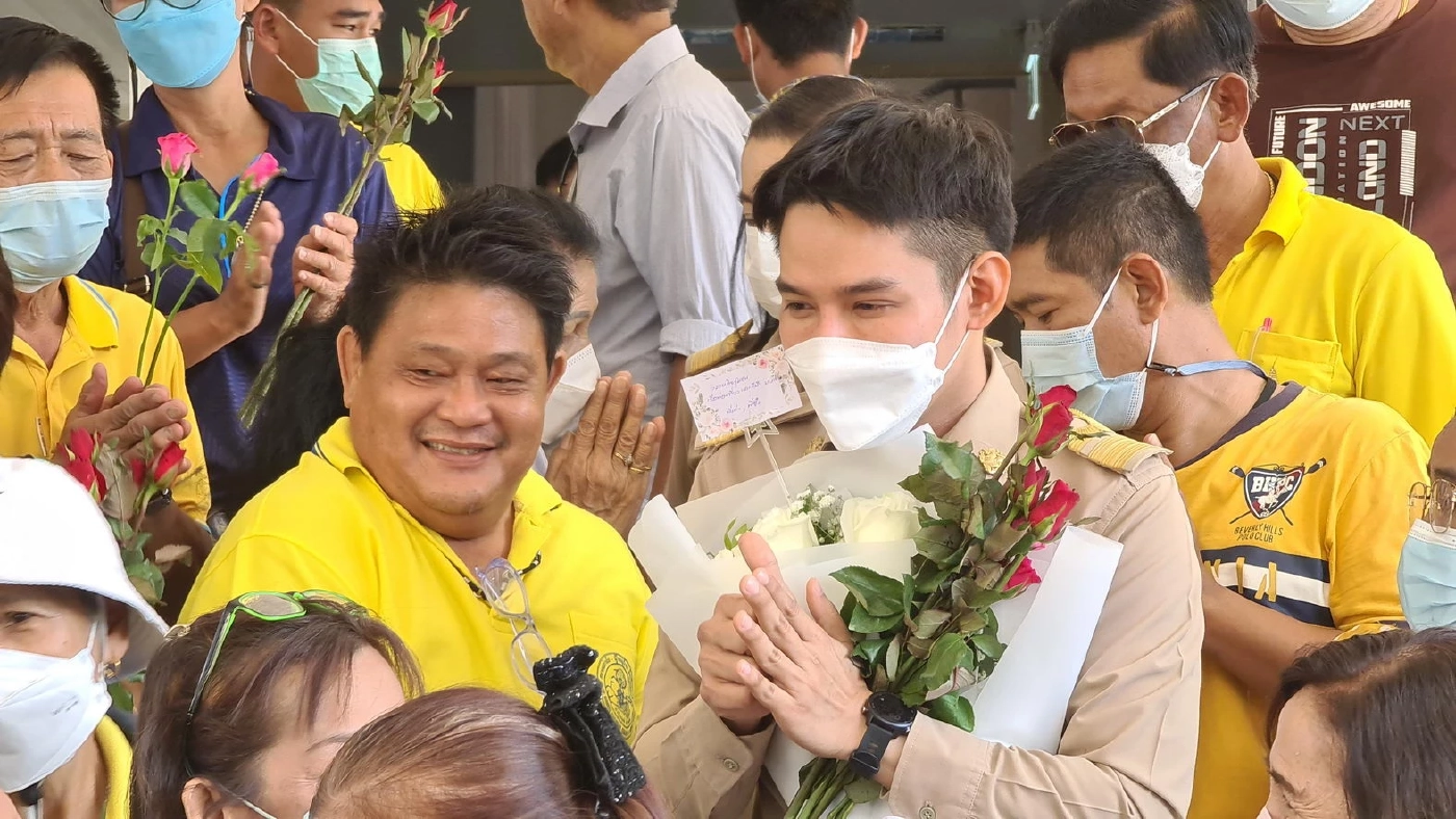 ผู้ว่าฯ ชลบุรี สั่งเด้ง "ปลัดอาวุโสสัตหีบ" เข้ากรุ เซ่น รีดเงินพูลวิลล่า