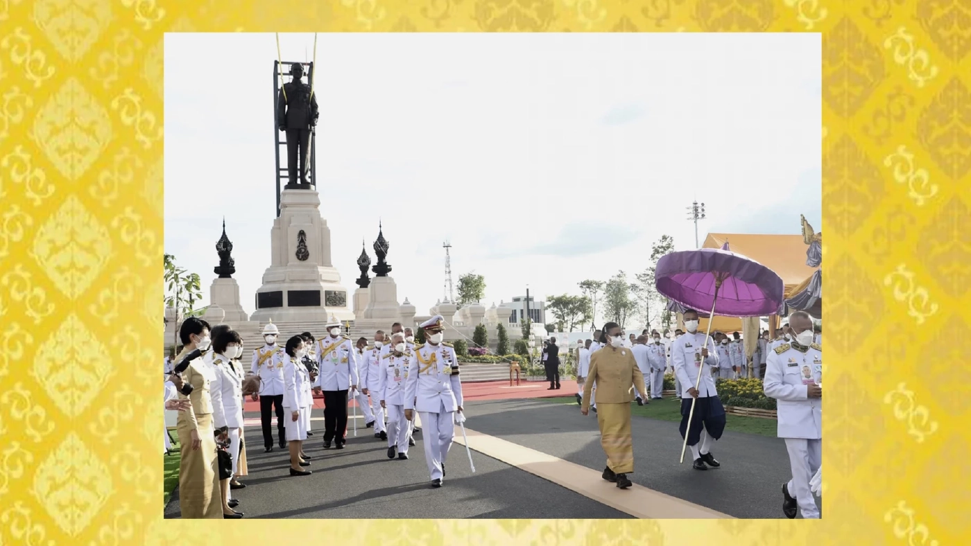 เปิดความหมาย คำจารึก 8 เหลี่ยม แท่นฐานพระบรมราชานุสาวรีย์ในหลวงรัชกาลที่ 9