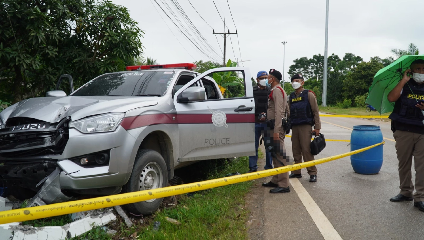 หนุ่มหลอนยาจับเพื่อน-ลูกสาวเป็นตัวประกัน ชิงรถตร.ขับหนี จนท.ยิงสกัดจนมุม