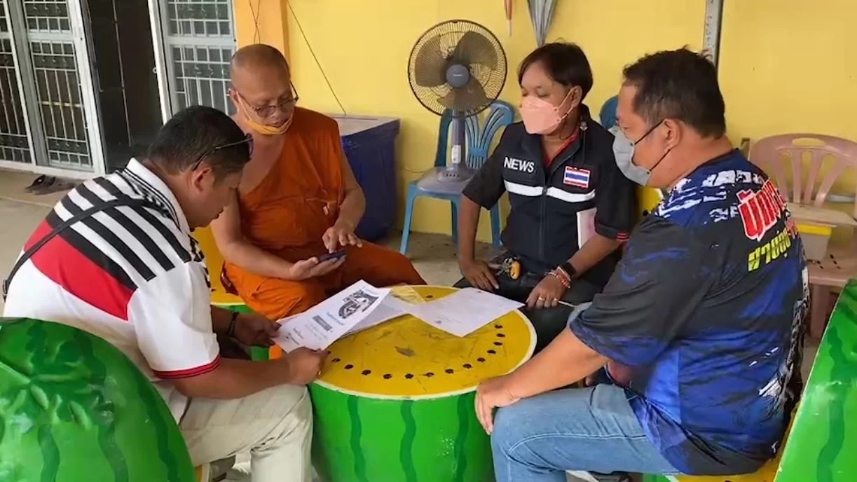 "ผู้รับเหมา" โพสต์ถูกวัดเบี้ยวเงินทำหลังคา ด้าน"เจ้าวาส" โต้! หนังคนละม้วน