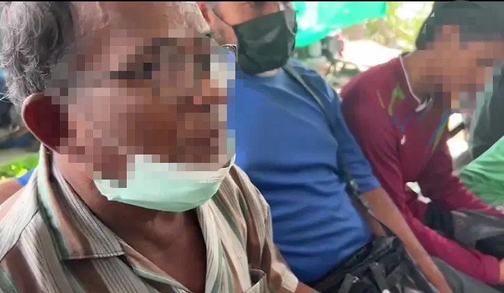 นายสำรวย โตใหญ่ อายุ 69 ปี หนึ่งในผู้รอดชีวิต