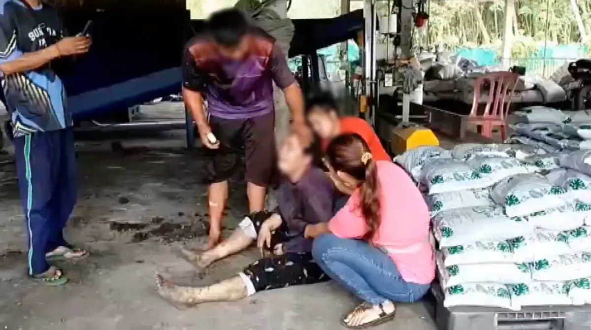 แทบขาดใจ พ่อขับรถตักดิน ทับศีรษะลูกสาววัย 2 ขวบดับสลด