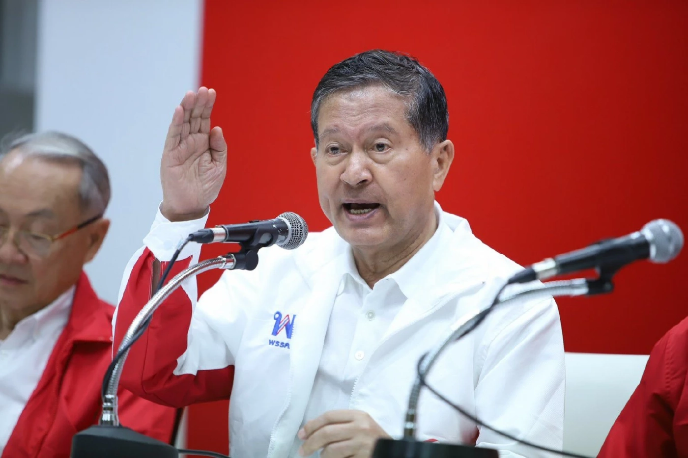 "เฉลิม-ชลน่าน"กั๊กตอบ"ผู้กอง-ก๊วน พปชร."เตรียมหวนซบเพื่อไทย