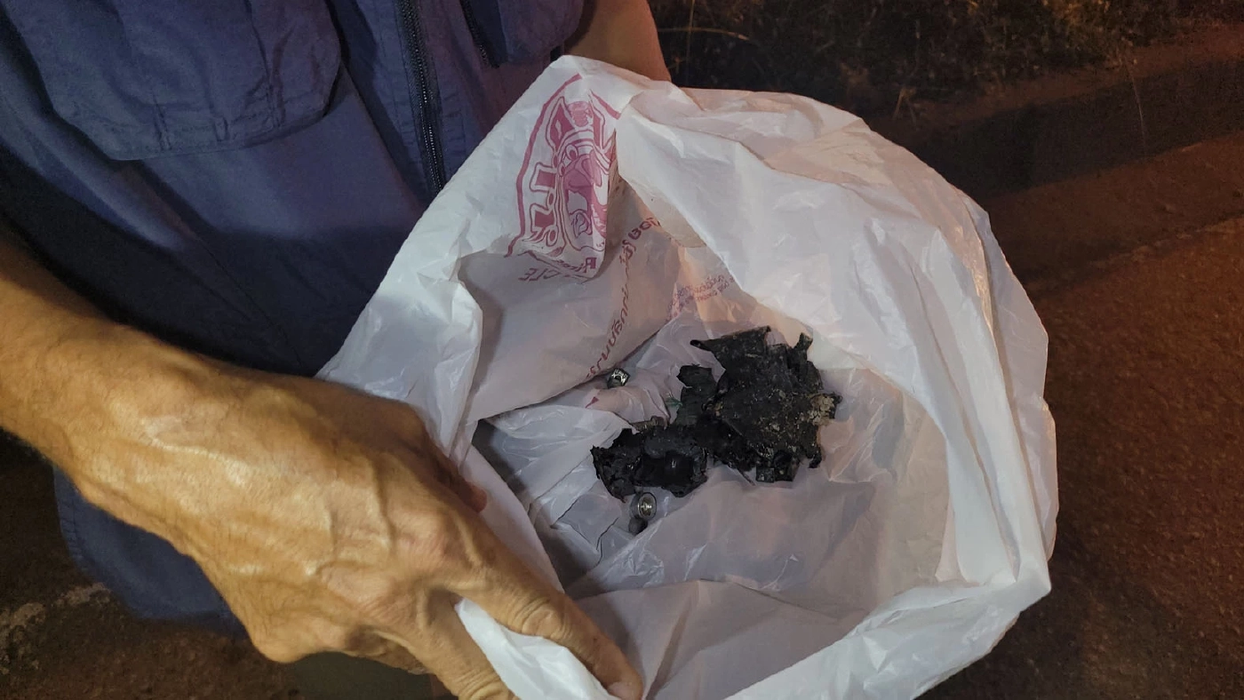 หนีตายวุ่น  “โจ๋บางพลี" ซิ่ง จยย. ไล่ฟันคู่อริ-ขว้างระเบิดถล่มซ้ำ