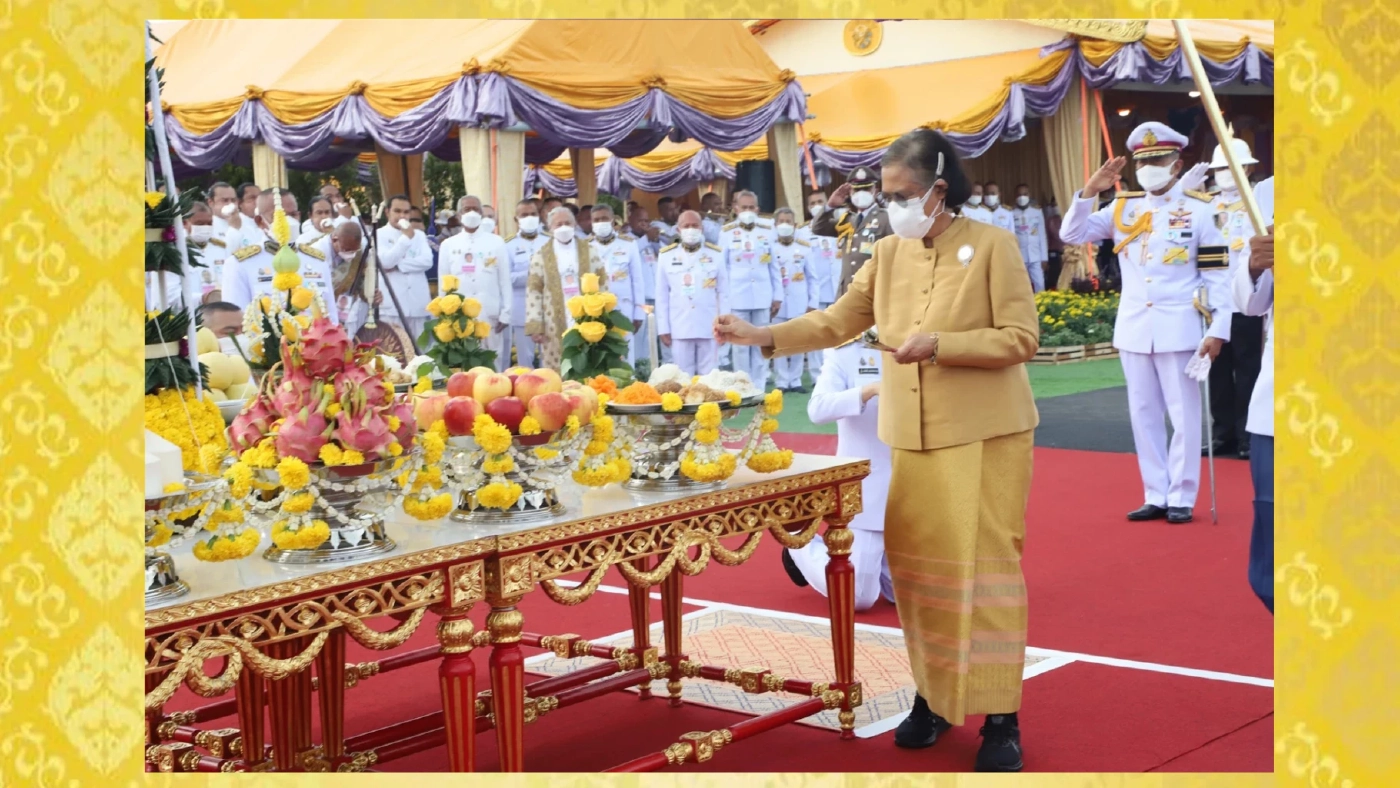 เปิดความหมาย คำจารึก 8 เหลี่ยม แท่นฐานพระบรมราชานุสาวรีย์ในหลวงรัชกาลที่ 9