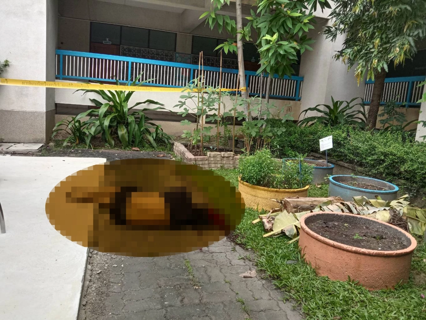 ซึมเศร้า! ครูประถมซอยจันทน์ ดิ่งอาคารจบชีวิต