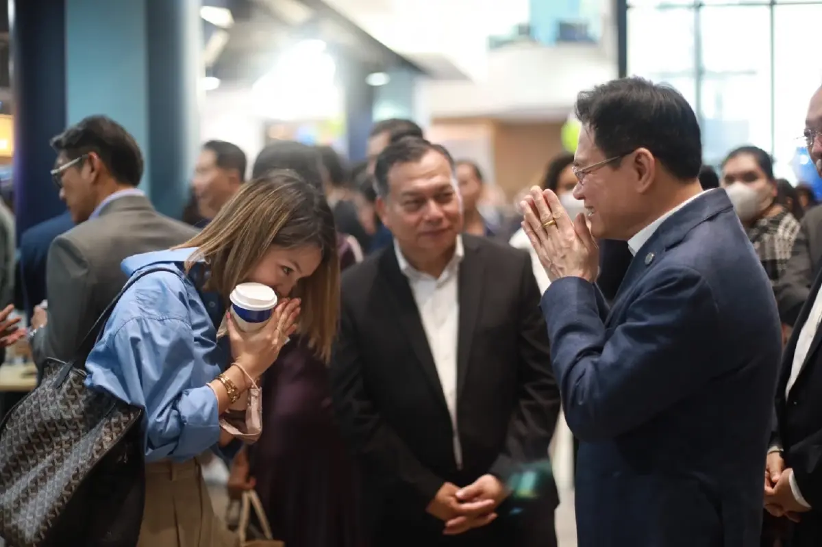 "จุรินทร์"ยันไร้สัญญาณยุบสภามั่นใจกระแสปชป.ดีกวาดได้ทุกพื้นที่