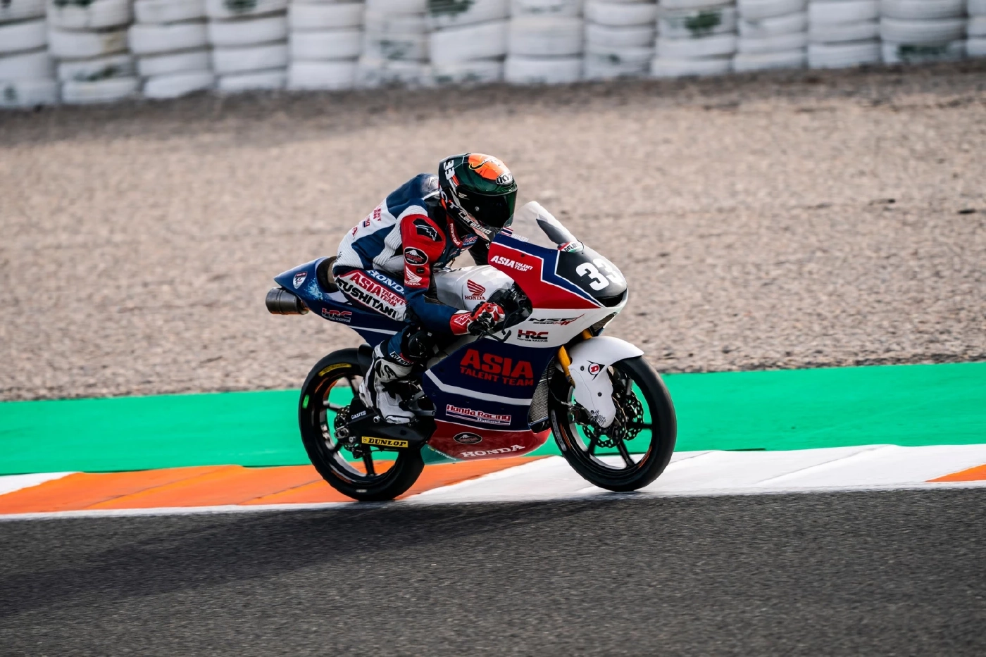 "ก๊องส์-ธัชกร" ฟอร์มเจ๋ง! คว้าที่ 9 ศึกดาวรุ่งชิงแชมป์โลก 2022