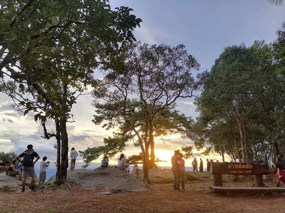 บรรยากาศการท่องเที่ยวบนภูกระดึง